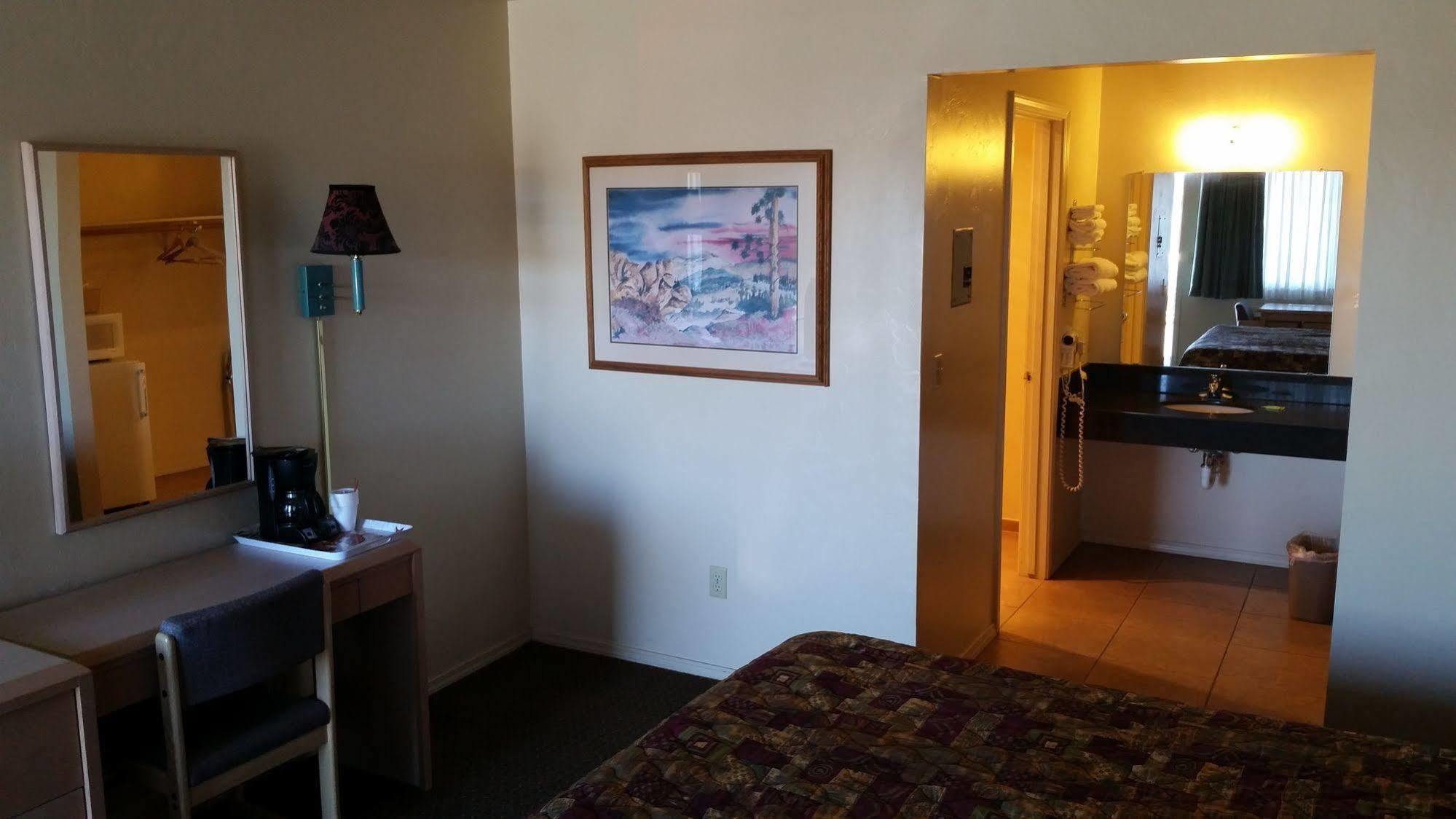 Heritage House Motel Прескотт Экстерьер фото